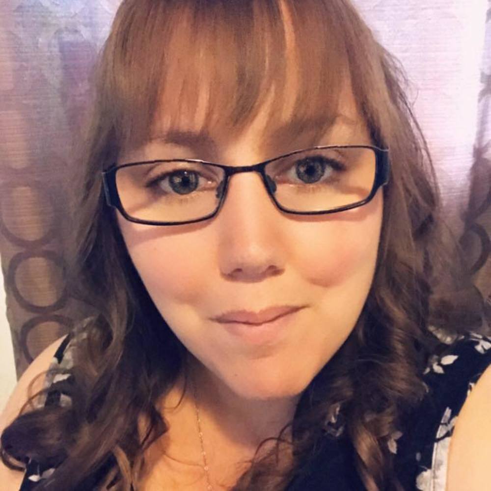 Meet your Posher, Desarae